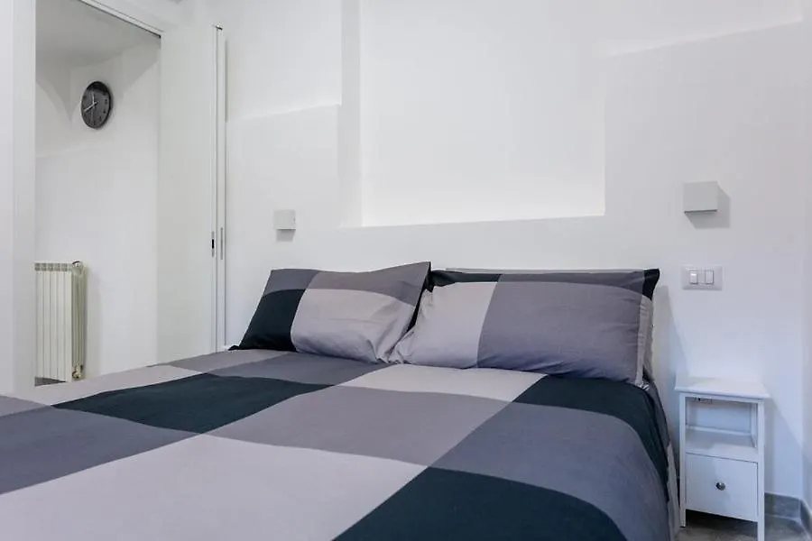 A Casa Di Elly 2 Apartment Rome Italy